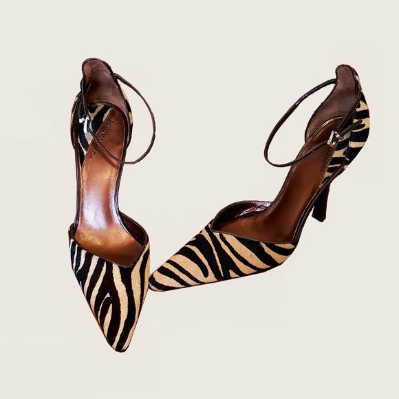 BCBGMaxAzria Shoes - BCBGMaxAzria Pony Pumps